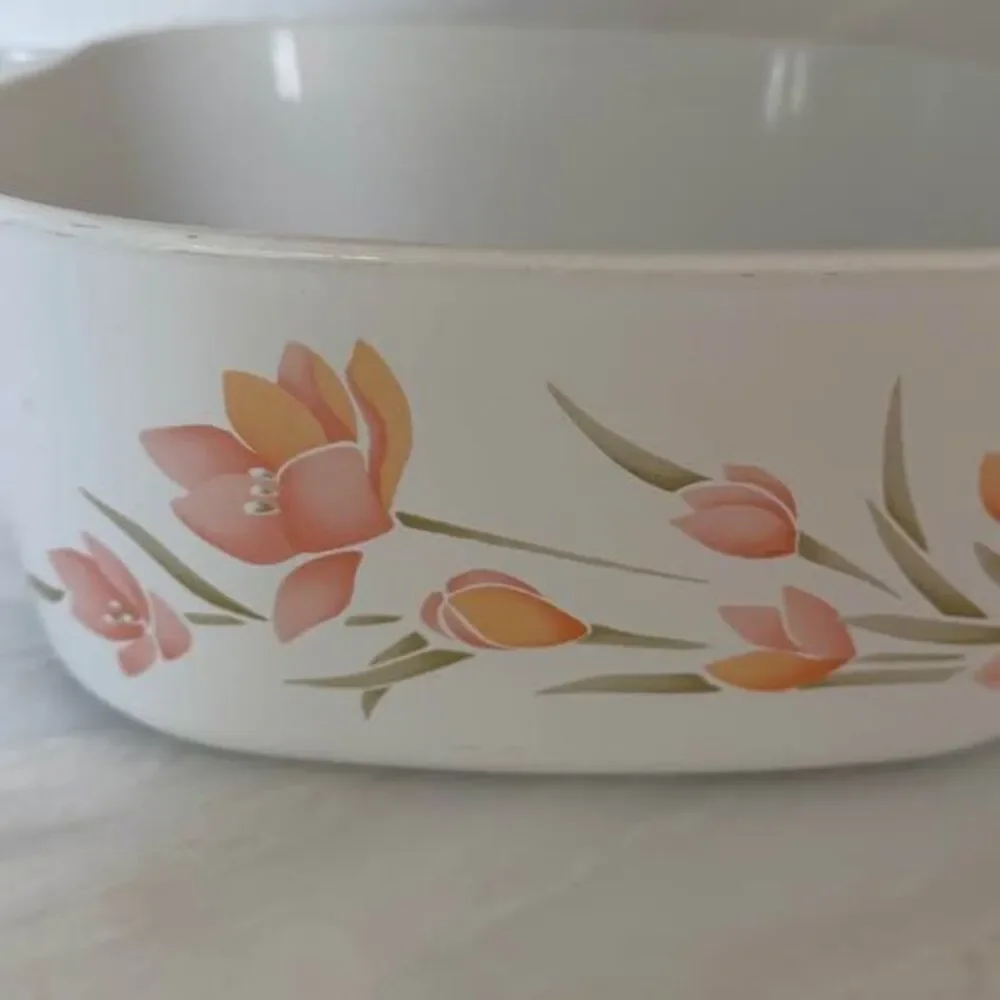 Vintage 1980’s Corning Ware Peach Floral 5 Liter Casserole Dish Sauce pot